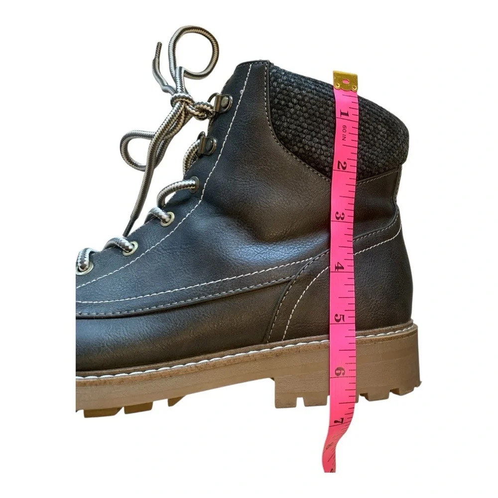 St. John's Bay Durham Black Faux Leather Women’s Boots Lace‎ Up Memory Foam Sz 9